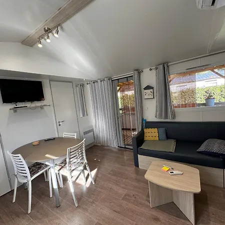 אתר קמפינג A - Terrasse